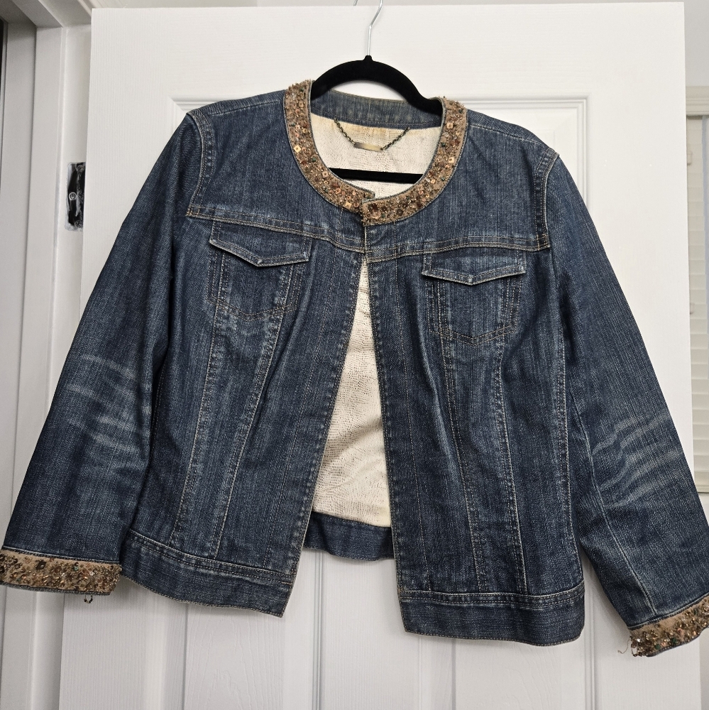JEAN jacket with dazzle collar and wrists. Size Large